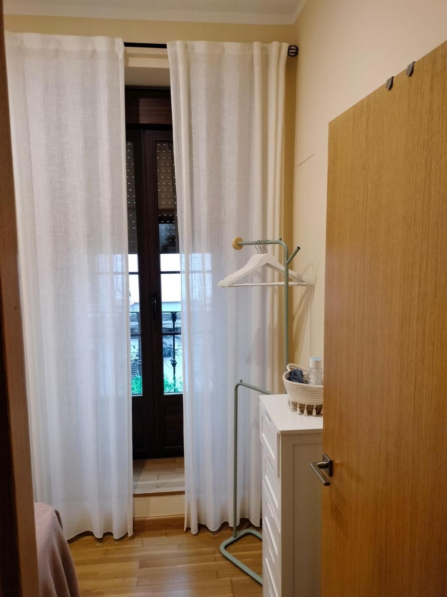 Apartamento Puerta De Cordoba- Exterior Con Balcones Екстериор снимка